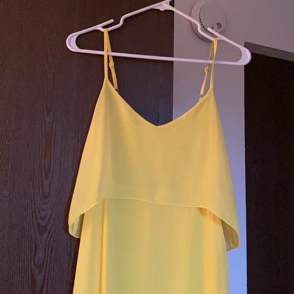 Beautiful Yellow Sundress - Picture 2 of 3